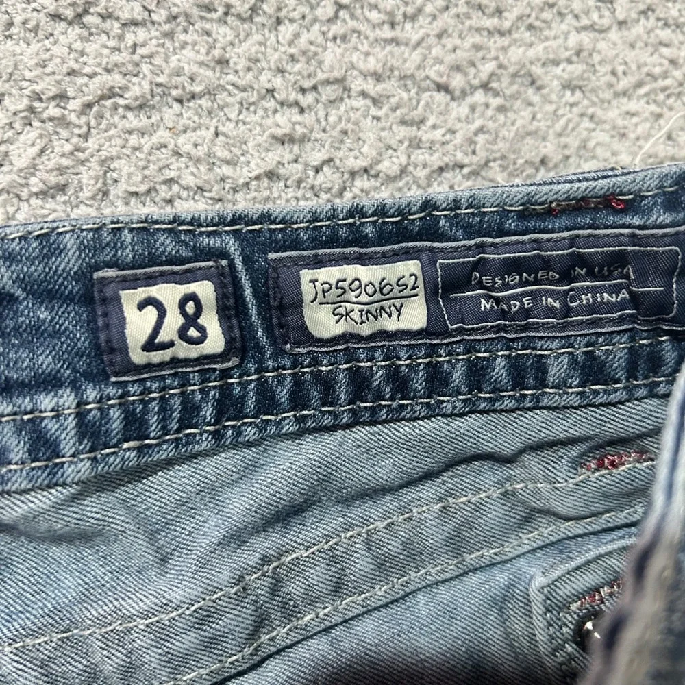 Miss Me Ultra Low Rise Y2K‎ Embroidered Jeans Sz 28 Rhinestone Skinny Western